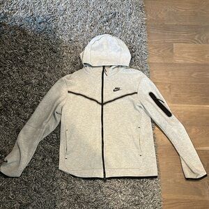 Nike Tech Fleece - Pre-Owned